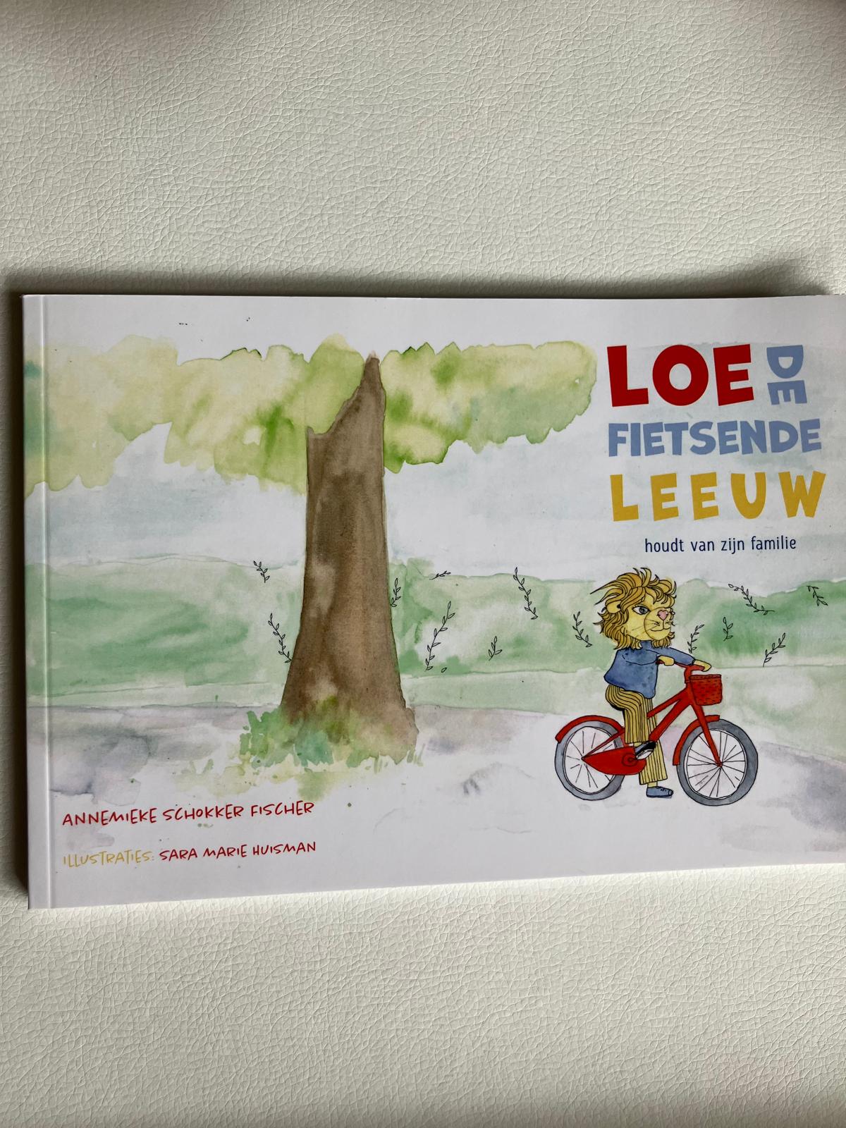 Boek: Loe de fietsende leeuw